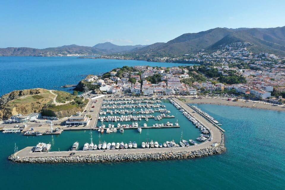 Port De Llanca , La Miranda Apartment Exterior foto